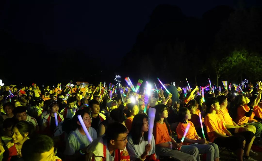 2020精品午夜福利无码电影，高清无删减完整版，激情视觉盛宴不容错过