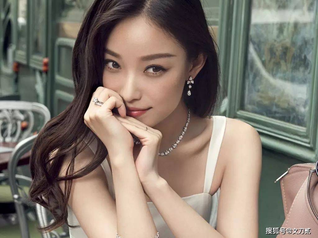 1.中国尤物肉体piCS小说惊艳呈现