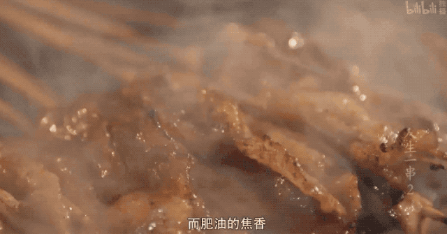 肉欲交织的夜晚，情欲燃烧，欲望与激情的碰撞，谱写爱恋篇章