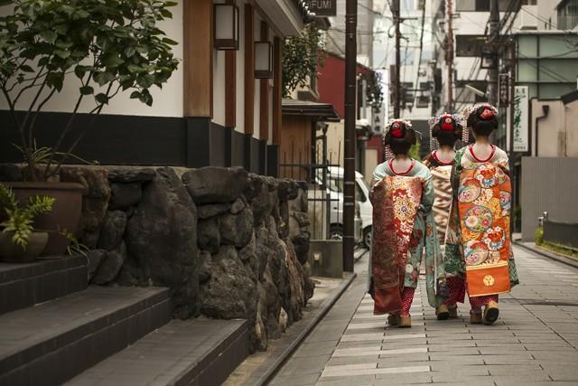 日本人的传统与现代生活，探索文化魅力，发现独特风俗