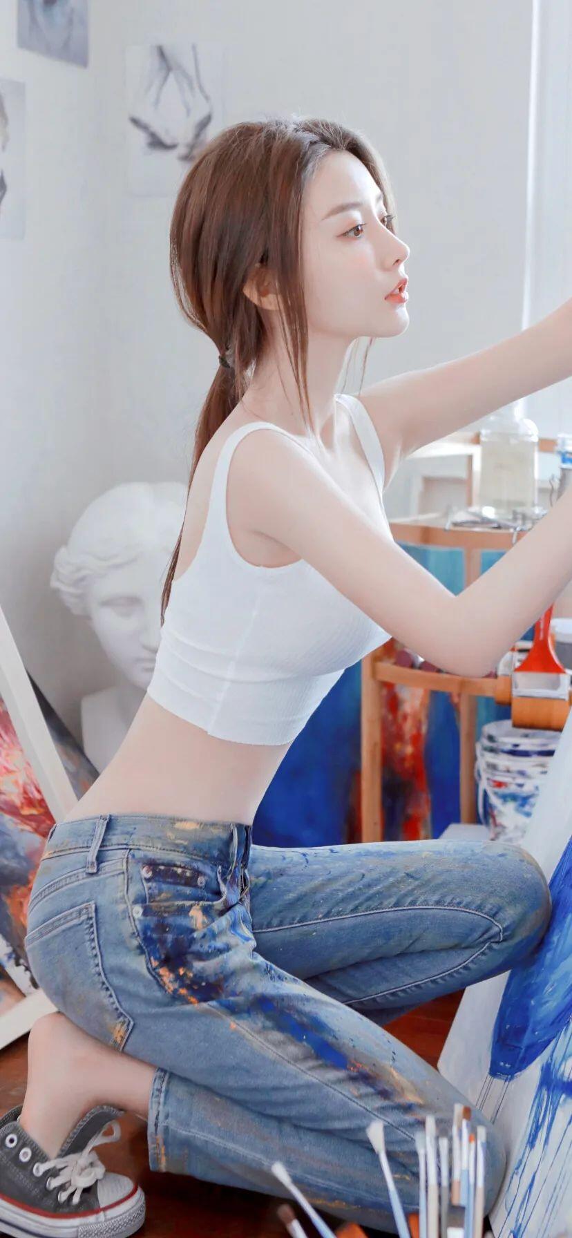 *身材超绝美女撩人，魅力四射，心动瞬间，一见倾心*