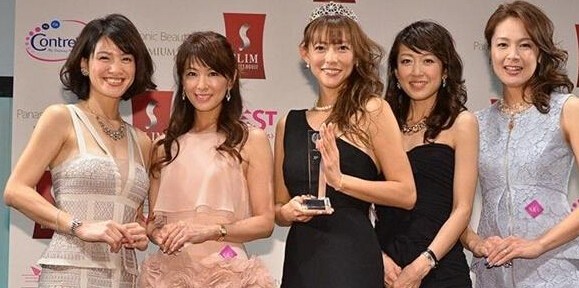 日本浜人妻HDXXX秘蔵映像独占公開 人気女優厳選,刺激満載,完全無修正