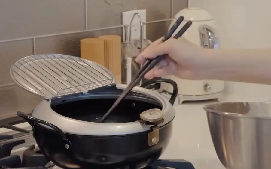 东热肉丝家常做法，简单易学，美味下饭，厨房新手也能轻松掌握