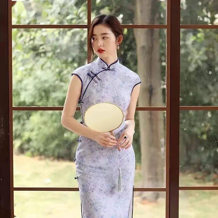 中交字幕精品人妻熟女，魅力熟女风情万种，人妻诱惑尽在精品字幕