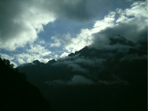 2.草原av，探寻秘境，感受自由，拥抱无垠天地