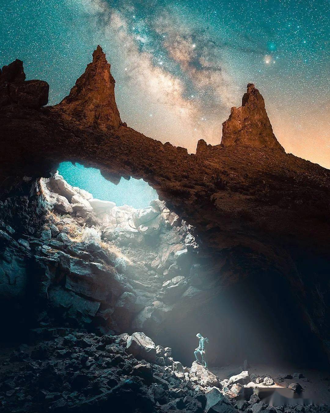 RyⅠskyart极品人体浜艺术摄影展现极致人体美学与光影魅力，探索创意视觉，感受独特艺术风格