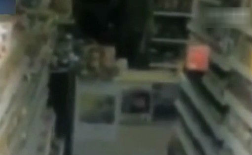 白嫩少妇无套内谢视频一殴美国产亚洲精，真实拍摄无删减，高清画质全程记录，独家资源在线观看