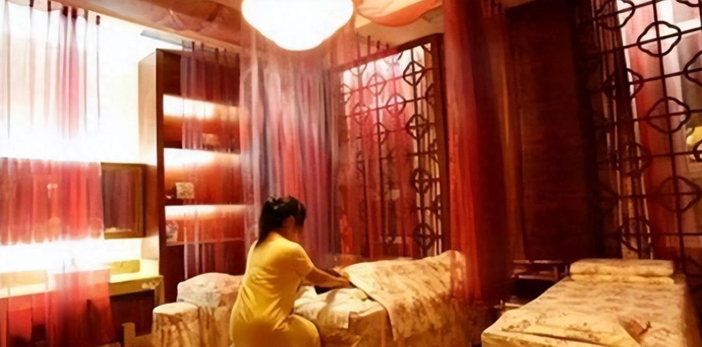 1.按摩店女老板被小伙睡了两年情感纠葛