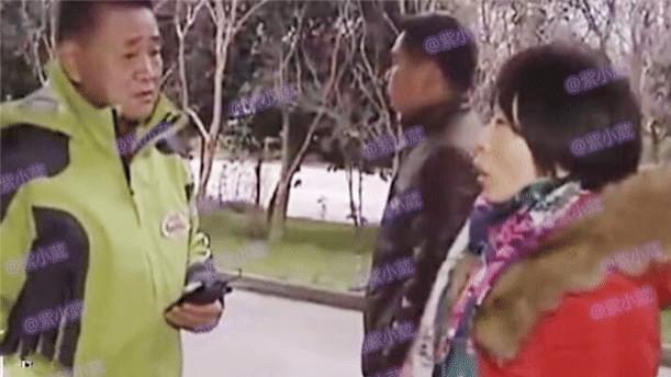 农村中年夫妇高潮喊叫偷拍事件引发热议,村民议论纷纷,警方介入调查真相 农村中年夫妇高潮喊叫偷拍事件引发热议,村民议论纷纷,警方介入调查真相