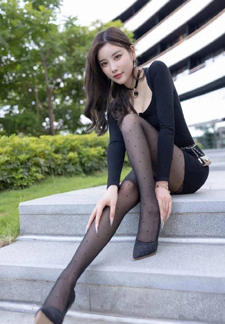 *双女王丝袜脚交视频，极致诱惑，丝袜美腿，足控福利，高清画质*