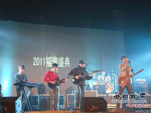 成熟女人A片日本风情，魅力无限，深夜独享