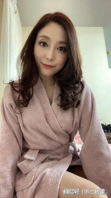 熟人妈妈色视频浜引发热议，网友热议其内容真实性，专家呼吁加强网络监管