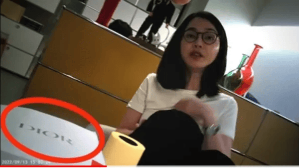 免费偷拍videos浜引发热议，网友热议隐私保护，如何防范偷拍行为成焦点