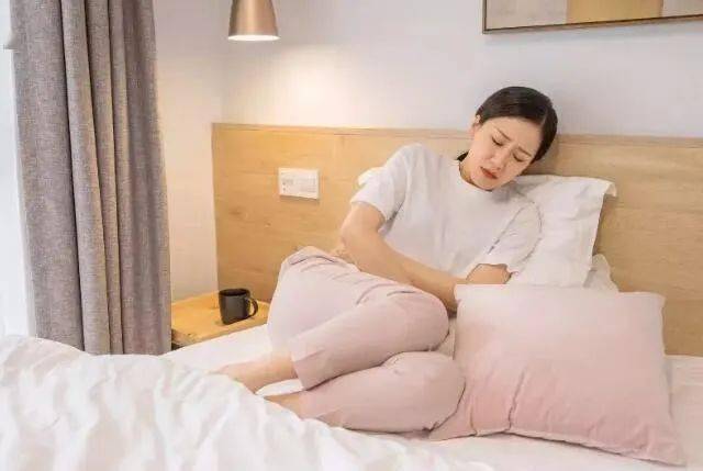 女学生自慰20p真实经历分享,探索青春期的隐秘角落,了解自我需求与成长 女学生自慰20p真实经历分享,探索青春期的隐秘角落,了解自我需求与成长