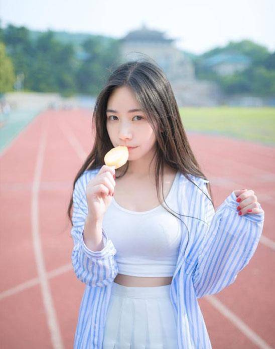 1.小嫩嫩裸体浜的夏日清凉写真集