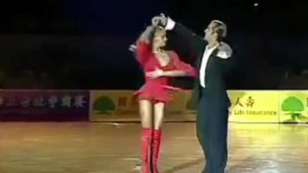 中国浓毛肥婆性BBBBB震撼登场，魅力四射，引爆全网热议