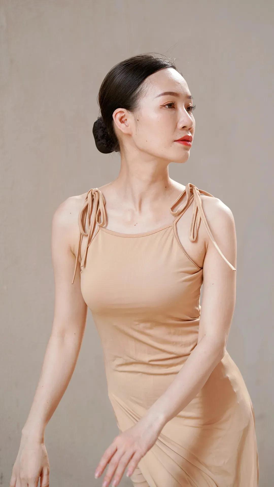 国产欧美日韩熟女风情大赏，魅力四射的成熟女性，尽显独特韵味与优雅气质