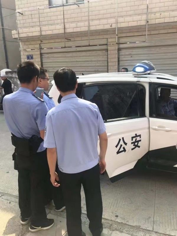 日本免费看片9.1揭露卖淫产业链，暗网交易内幕，警方突击抓捕现场