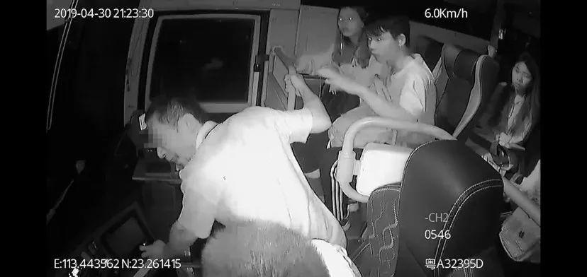 少妇大叫太爽了疯狂夜晚激情四射，高潮迭起，欲罢不能