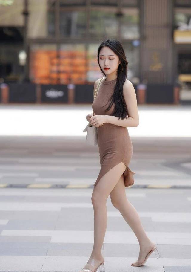丰满型一级少妇的迷人魅力，展现成熟女性风采，打造性感优雅气质