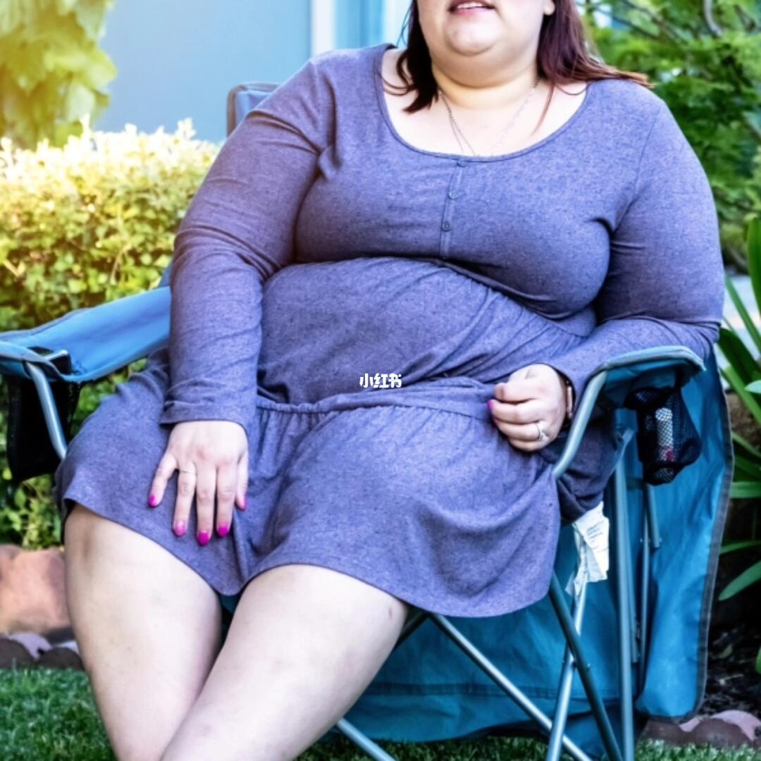 俄罗斯老妇性BBW的乡村生活，温暖故事，岁月沉淀的独特魅力