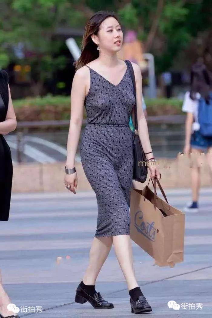 日本丰满少妇的迷人魅力，温柔风情与成熟韵味，尽显东方女性独特气质