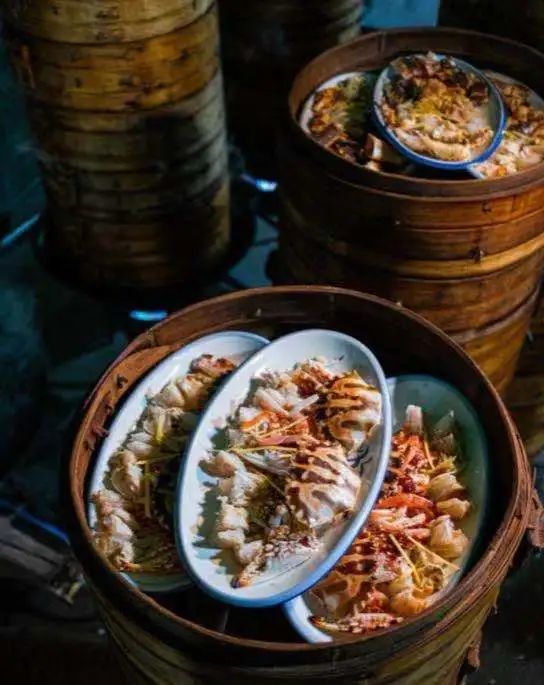 雏田吃大狙浜引发热议，神秘美食背后，隐藏着怎样的故事与传说