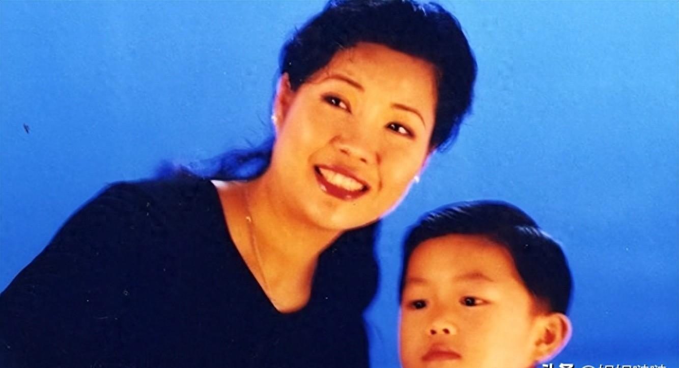 老妇女AAA麻豆搡老女人VU，情感纠葛，都市伦理，家庭纷争