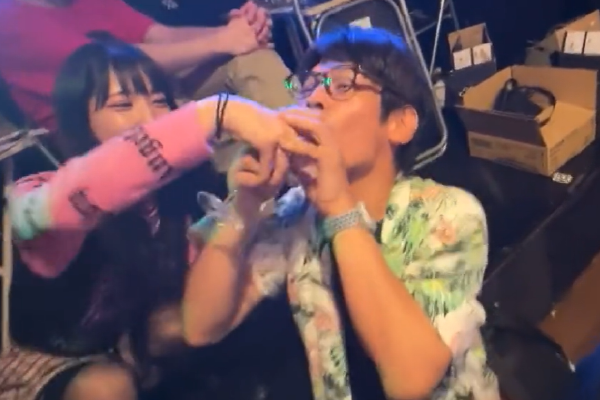少女破处日B大片浜引发热议，青春禁忌话题探讨，震撼剧情颠覆想象