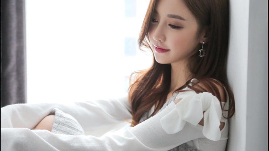 欧美肥婆A片火热推荐，性感丰满女优激情演绎，经典剧情不容错过