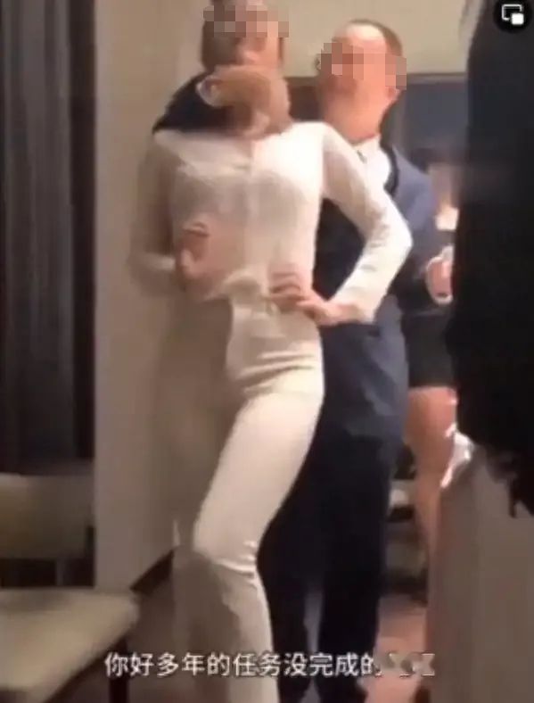 欧美美女啪啪一级视频，性感诱惑，高清画质，独家资源免费观看