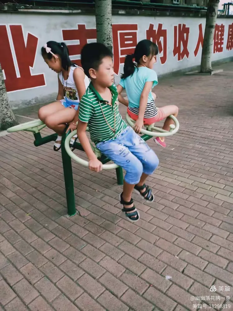 自由女性交友小天地，探索真诚连接，发现美好缘分，共享快乐时光
