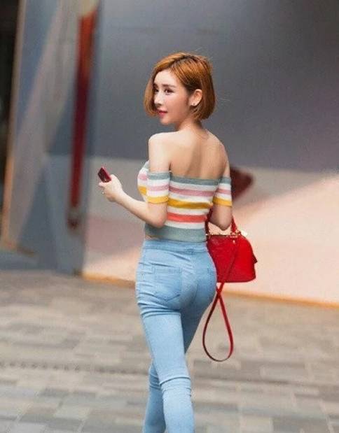 国产精品久久久久蜜臀打造时尚潮流，舒适体验，魅力无限