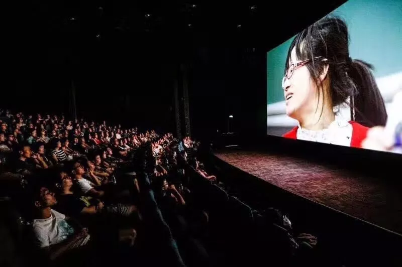 国产破女处破电影震撼上映，揭露社会现实，引发观众深度思考