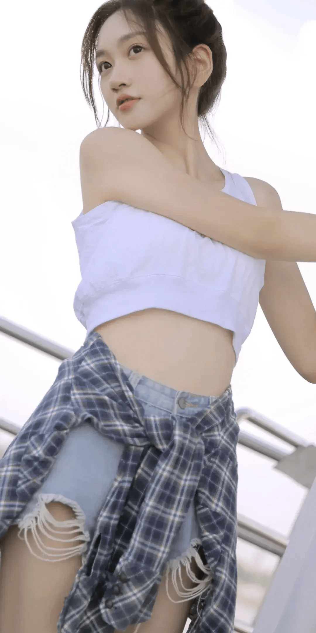 人妻丰满熟妇av无码精选，极致诱惑画面，高清无遮挡体验