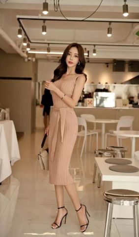中国熟女熟妇魅力风采，成熟女性优雅气质，展现自信迷人韵味