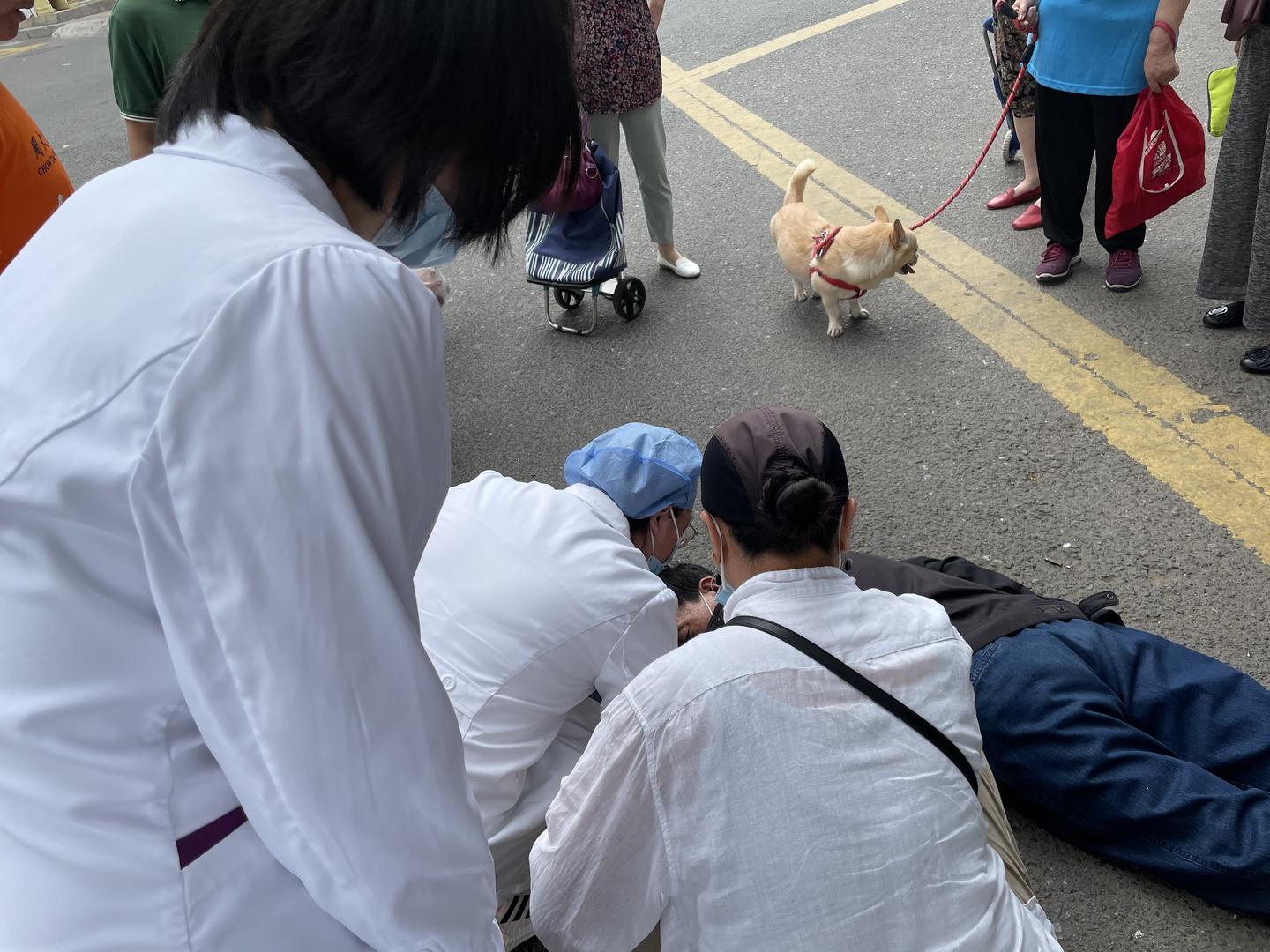 2.国产老头老太做爰视频，温馨感人瞬间，老年爱情故事，晚年生活纪实