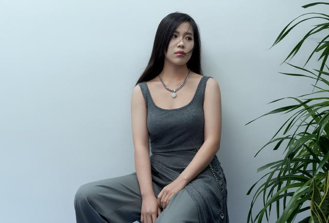 北京熟妇BBW魅力展现，丰满风情，成熟韵味十足