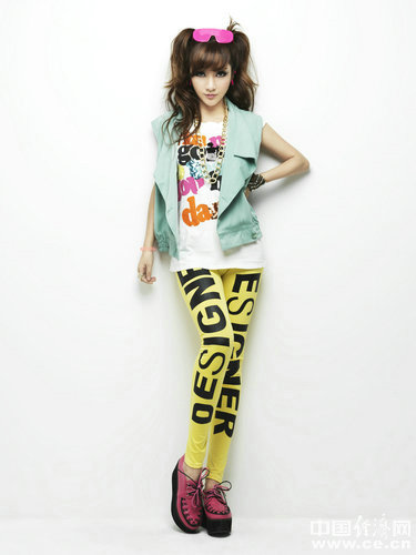 1.1024欧美日韩潮流风尚全新解析*