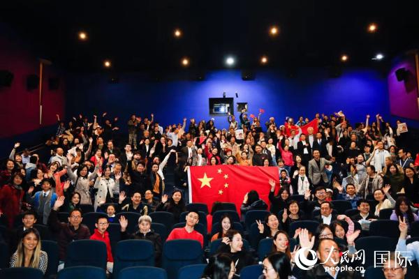 韩流席卷欧美日韩免费一级大片热映，全球影迷狂欢，经典与新作齐飞