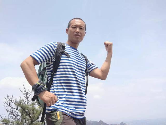 1.男人的青青草av青春与梦想交织