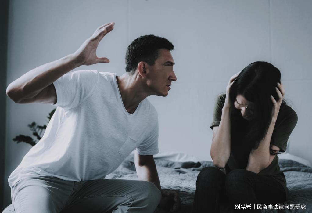 少妇国产人妻一级片，激情演绎，家庭伦理，禁忌之恋
