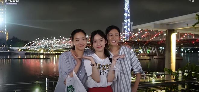 人妻交换无码久久97刺激体验，真实故事，夫妻共享快乐时光