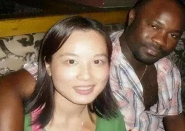 非洲女人与拘一级A片浜的隐秘故事，揭露真相，探索禁忌与欲望