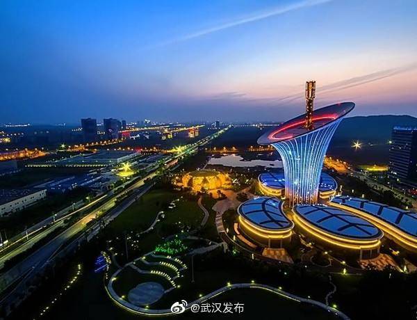 欧美综合久久伊人狠狠一区二区三区四区，精彩内容不容错过，热门影视一网打尽，尽享视听盛宴