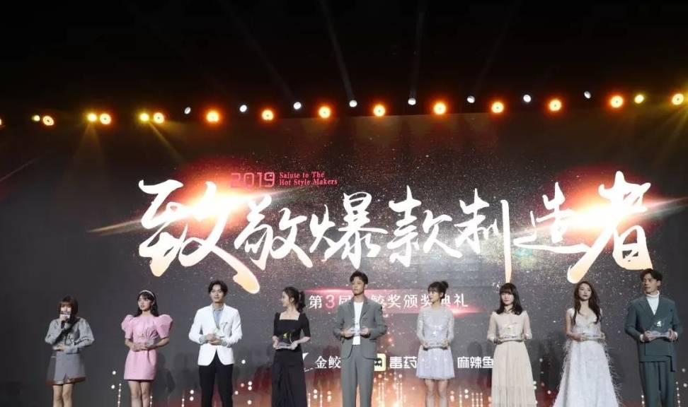 90年代日本经典歌曲回顾72浜松音乐节传奇现场，重温黄金旋律，感受怀旧风情