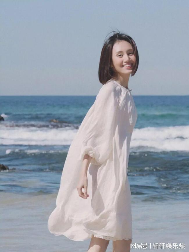 JXX欧美熟女风情万种，魅力四射，优雅气质令人沉醉