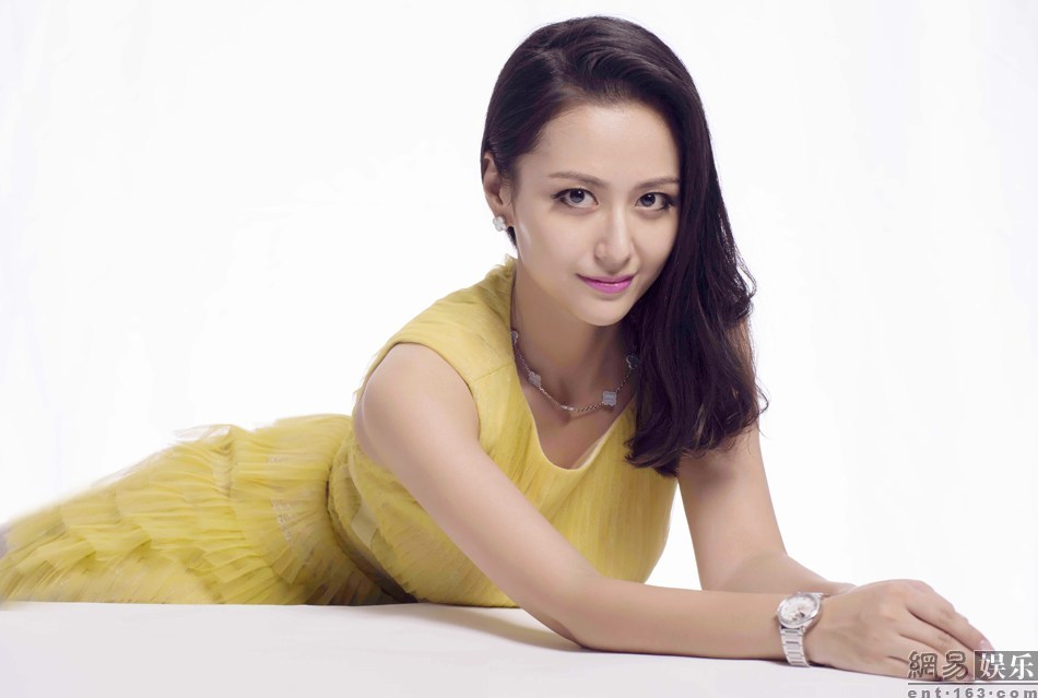 日本婬妇乱婬A片AAA毛片蜜臀诱惑，极致视觉盛宴，高清无码激情，熟女魅惑挑逗，深夜私密影院首选