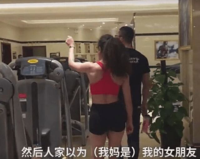 老阿姨啪啪健身操爆红网络
