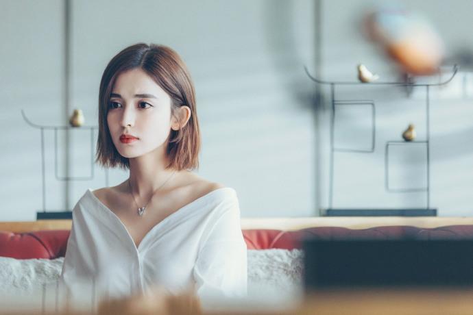 1.极女强人时尚性爱视频震撼发布